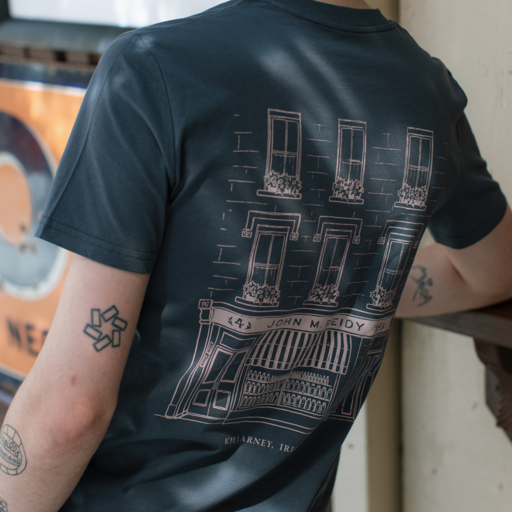 Sweetshop Pub Tee | Ink Navy